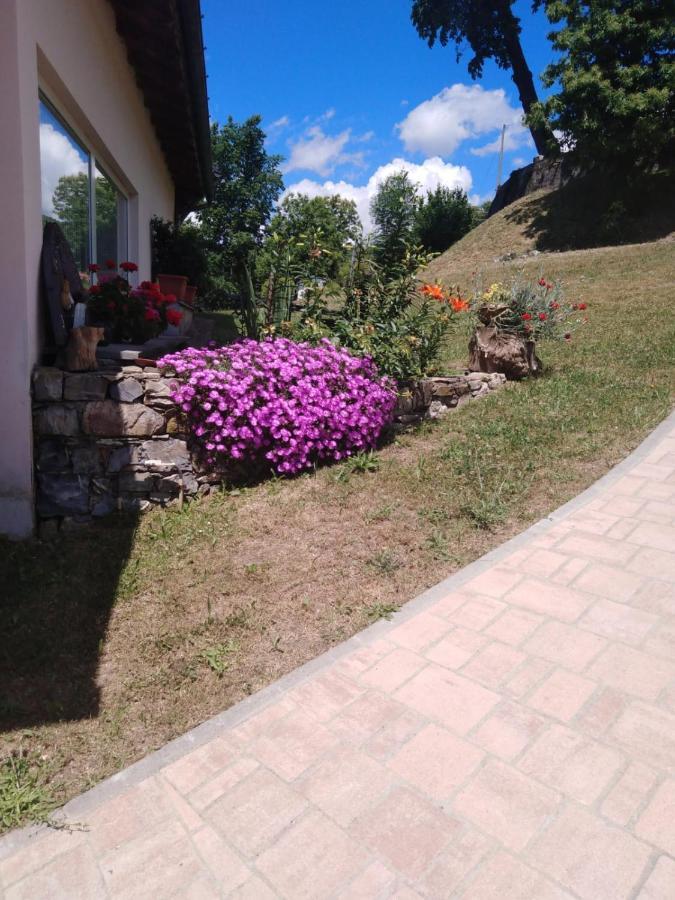 028 - Agriturismo "Il Boschetto" Con Piscina, Pace E Natura - Camera Familiare Cavizzano 외부 사진