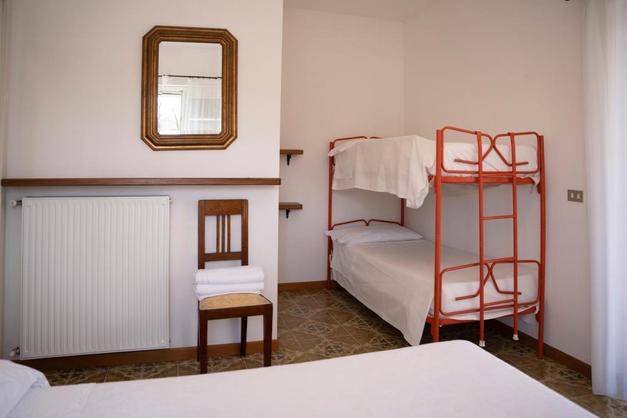 028 - Agriturismo "Il Boschetto" Con Piscina, Pace E Natura - Camera Familiare Cavizzano 외부 사진
