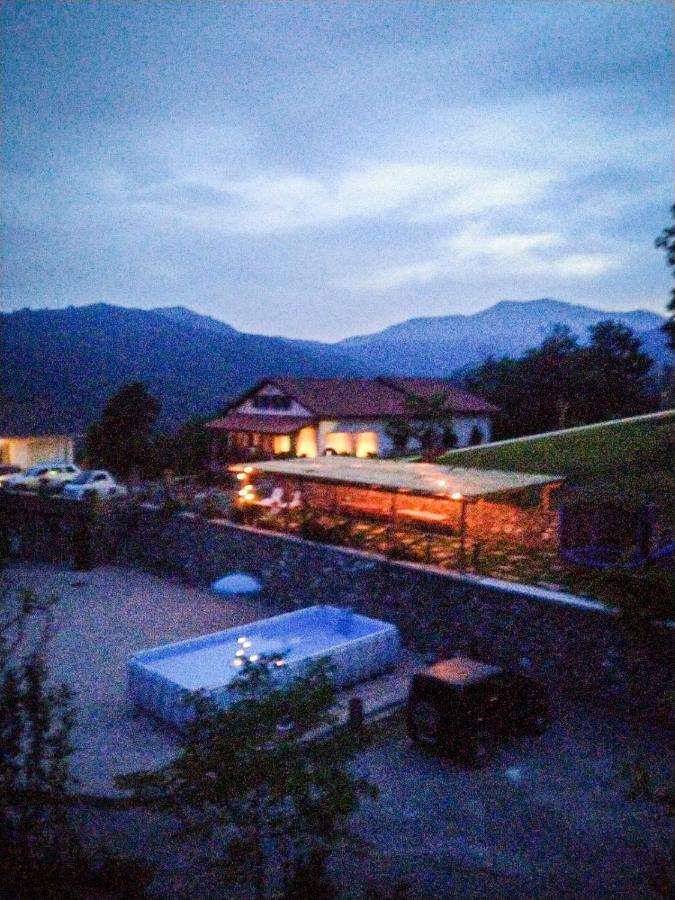 028 - Agriturismo "Il Boschetto" Con Piscina, Pace E Natura - Camera Familiare Cavizzano 외부 사진